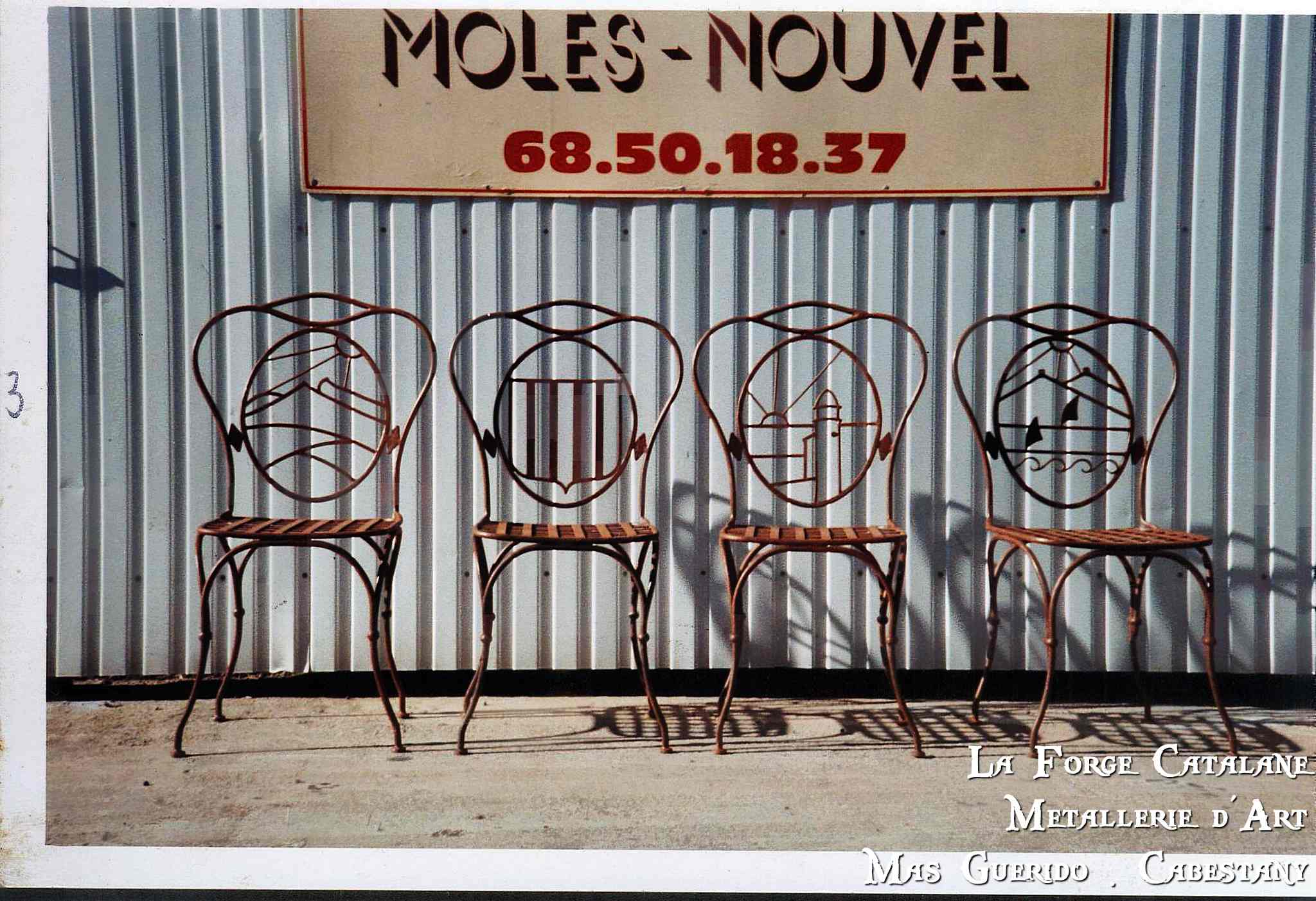 chaises fer a l ancienne motif catalan forge catalane.jpg